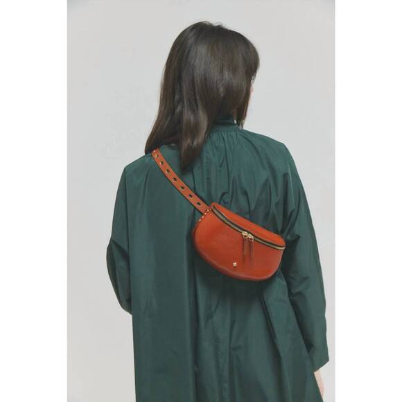 NEW HERBERT FRERE SOEUR women's la lili crispy handbag in crispy rouille - Picture 2 of 2